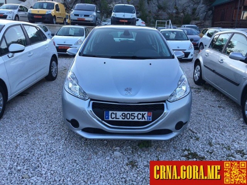 Prodajem auto: Peugeot - 208 09.2012.g 2012 godište, Cetinje - Vozila - Crna Gora