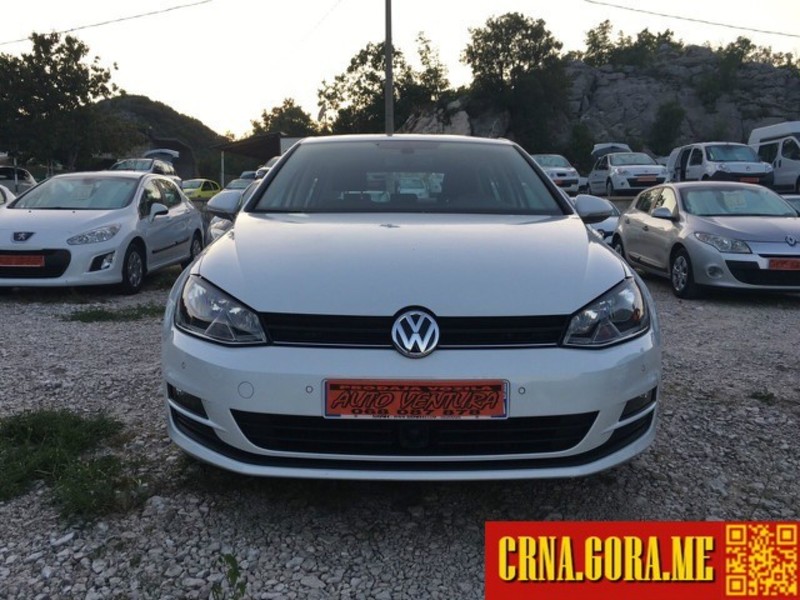 Prodajem auto: Volkswagen - Golf 5 automatic bluemo 2013 godište, Cetinje - Vozila - Crna Gora