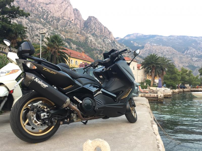 Yamaha T max Black Max - Vozila - Crna Gora