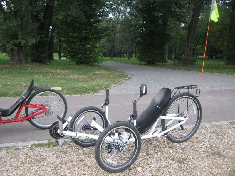 Ležeći tricikli - recumbent trike - Vozila - Crna Gora