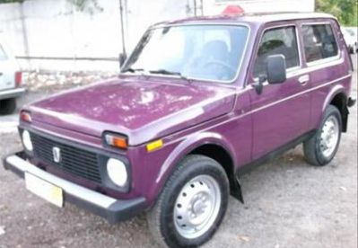 Lada Niva, registrovana, 04 godiste, Benzin + Plin, 1.7, plus set novih terenskih guma - Vozila - Crna Gora