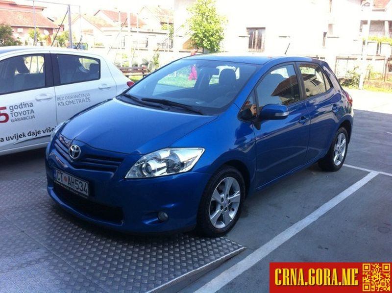 Prodajem auto: Toyota - Auris 2.0 D-4D 2010 godište, Podgorica - Vozila - Crna Gora