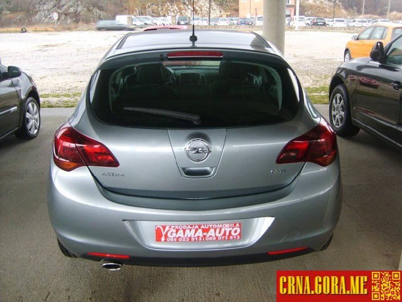 Prodajem auto: Opel - Astra 2,0 CDTI 2011 godište, Cetinje - Vozila - Crna Gora