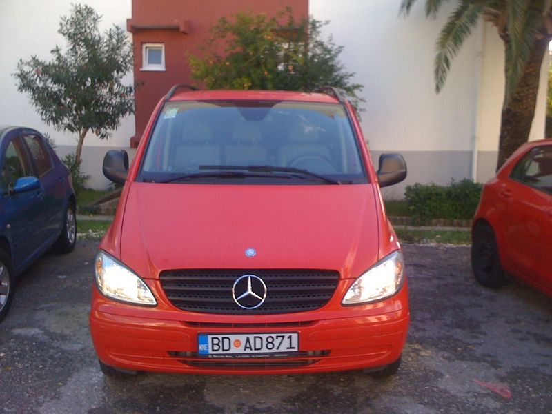 Prodajem kombi Mercedes Vito 115 CDI KB/L - Vozila - Crna Gora