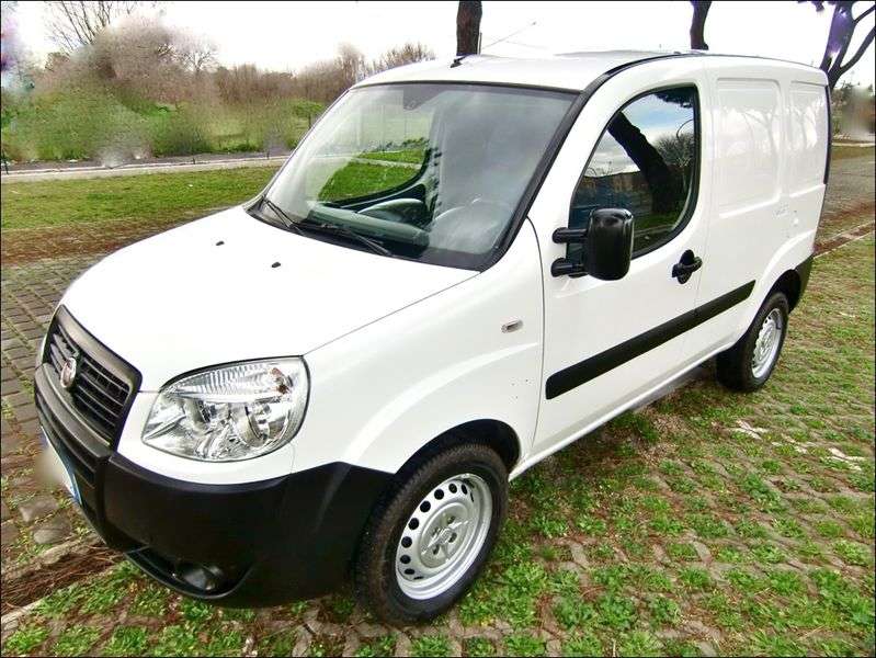 FIAT DOBLO 1.3 MJT 2009 CARGO - Vozila - Crna Gora