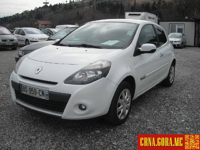 Prodajem auto: Renault - Clio dci AUTOMATIK 2010 godište, Podgorica - Vozila - Crna Gora
