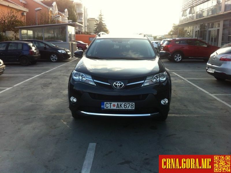 Prodajem auto: Toyota - RAV 4 2.2 D-4D 2013 godište, Podgorica - Vozila - Crna Gora