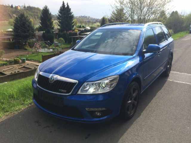 Skoda Oktavia Karavan 2.0 TDI RS - Vozila - Crna Gora