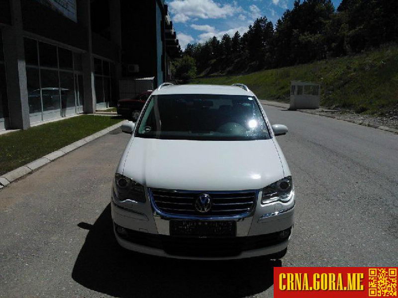 Prodajem auto: Volkswagen - Touran tdi dsg highline 2009 godište, Berane - Vozila - Crna Gora