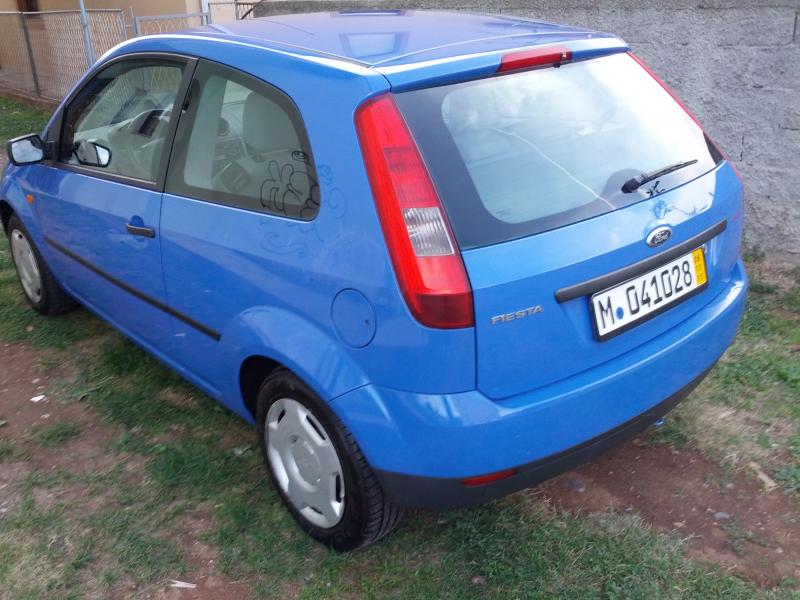 Na prodaju: Ford Fiesta 1,3 - Vozila - Crna Gora