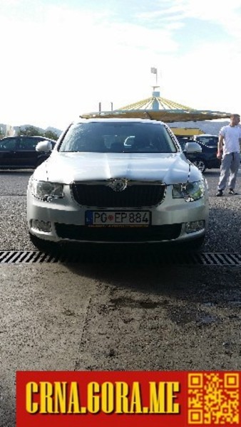 Prodajem auto: Škoda - Superb  2010 godište, Podgorica - Vozila - Crna Gora