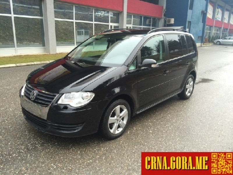 Prodajem auto: Volkswagen - Touran 2.0 TDI 2010 godište, Berane - Vozila - Crna Gora