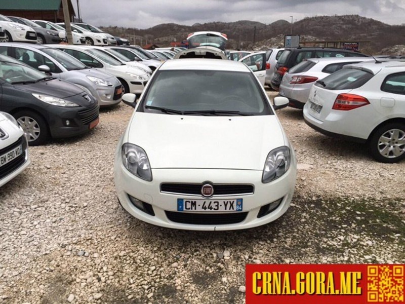 Prodajem auto: Fiat - Bravo 11.2012.g 2012 godište, Cetinje - Vozila - Crna Gora