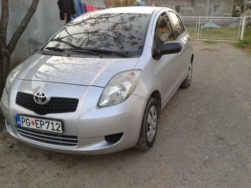 PRODAJEM TOYOTU YARIS 2007 god 4,500e - Vozila - Crna Gora