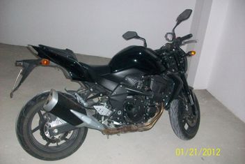 Prodaza KAWASAKI Z750 motor Budva - Vozila - Crna Gora
