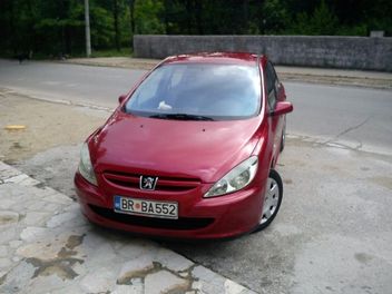 PEUGEOT 307 2.0 HDI - Vozila - Crna Gora