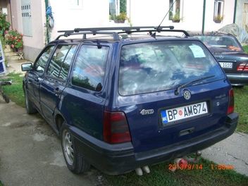 VW GOLF III 4X4 - Vozila - Crna Gora