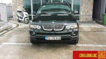 Prodajem auto: BMW - X5 4.8is 2004 godište, Podgorica - Vozila - Crna Gora