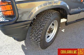 Prodajem auto: Land Rover - Discovery 2,5TDI068404-822 1997 godište, Nikšić - Vozila - Crna Gora