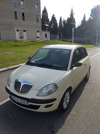 Prodajem ili mjenjam Lancia Ypsilon 2006 - Vozila - Crna Gora