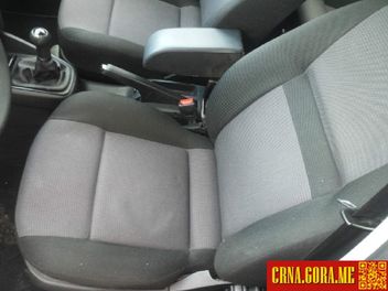 Prodajem auto: Volkswagen - Golf 4 tdi 2001 godište, Cetinje - Vozila - Crna Gora