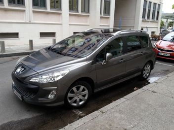 peugeot sw 1.6 hdi premium 2008 - Vozila - Crna Gora