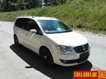 Prodajem auto: Volkswagen - Touran tdi dsg hightlin 2009 godište, Berane - Vozila - Crna Gora