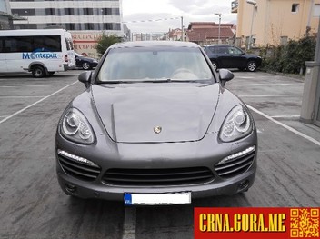 Prodajem auto: Porsche - Cayenne 3.0 D 2012 godište, Podgorica - Vozila - Crna Gora