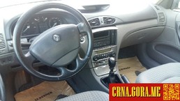 Prodajem auto: Renault - Laguna 1,9dci 2003 godište, Podgorica - Vozila - Crna Gora