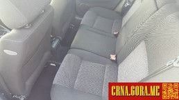 Prodajem auto: Volkswagen - Golf 4 tdi 2001 godište, Cetinje - Vozila - Crna Gora