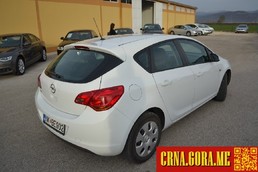 Prodajem auto: Opel - Astra 1.4 BENZIN 2010 godište, Nikšić - Vozila - Crna Gora