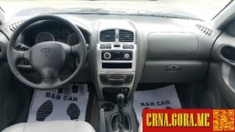 Prodajem auto: Hyundai - Santa Fe 2.0 CDTI 4WD 2005 godište, Podgorica - Vozila - Crna Gora