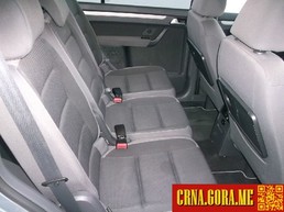 Prodajem auto: Volkswagen - Touran tdi 2009 godište, Bijelo Polje - Vozila - Crna Gora