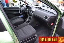 Prodajem auto: Peugeot - 307 1.6 BENZIN 2001 godište, Nikšić - Vozila - Crna Gora
