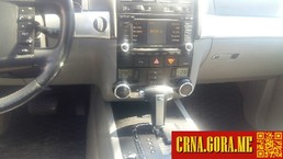 Prodajem auto: Volkswagen - Touareg 3,0tdi automatik 2006 godište, Podgorica - Vozila - Crna Gora