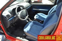 Prodajem auto: Renault - Clio 1.2 BENZIN 2003 godište, Nikšić - Vozila - Crna Gora