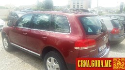 Prodajem auto: Volkswagen - Touareg 2,5tdi 2006 godište, Podgorica - Vozila - Crna Gora