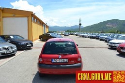 Prodajem auto: Renault - Clio 1.2 BENZIN 2003 godište, Nikšić - Vozila - Crna Gora