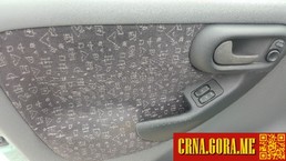 Prodajem auto: Opel - Corsa benz 2001 godište, Cetinje - Vozila - Crna Gora