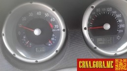 Prodajem auto: Volkswagen - Polo 1,4 BENZ 2000 godište, Cetinje - Vozila - Crna Gora