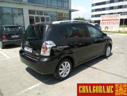 Prodajem auto: Toyota - Corolla Verso 2.2 D-4D 2006 godište, Podgorica - Vozila - Crna Gora