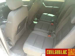 Prodajem auto: Volkswagen - Touran 1.9 TDI DSG 2004 godište, Berane - Vozila - Crna Gora
