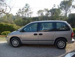 Chrysler Voyager Jeep 2001 - Vozila - Crna Gora