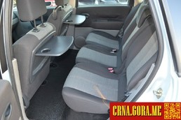 Prodajem auto: Renault - Scenic 1.9 DCI 2004 godište, Nikšić - Vozila - Crna Gora
