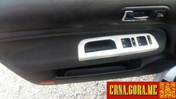 Prodajem auto: Volkswagen - Golf 4 1,9tdi 2003 godište, Podgorica - Vozila - Crna Gora