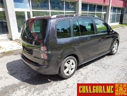 Prodajem auto: Volkswagen - Touran 2.0 TDI 2005 godište, Berane - Vozila - Crna Gora
