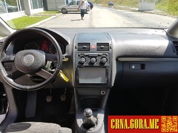 Prodajem auto: Volkswagen - Touran 2.0 TDI 2005 godište, Berane - Vozila - Crna Gora
