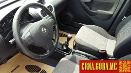 Prodajem auto: Opel - Corsa 1,3CDTI 2005 godište, Podgorica - Vozila - Crna Gora