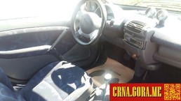 Prodajem auto: Smart - ForTwo 700benz 2006 godište, Podgorica - Vozila - Crna Gora