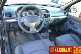Prodajem auto: Renault - Clio 1.5 DCI Dynamiqu 2002 godište, Nikšić - Vozila - Crna Gora